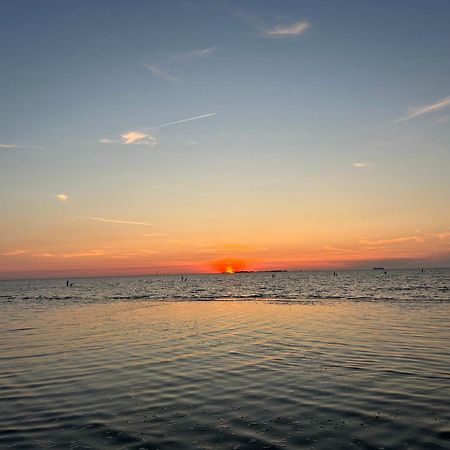 Liten Lind - Ferienwohnung In Sahlenburg Cuxhaven Esterno foto