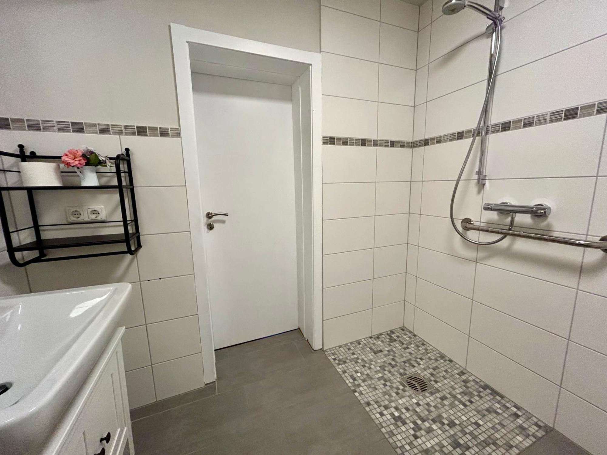 Liten Lind - Ferienwohnung In Sahlenburg Cuxhaven Esterno foto
